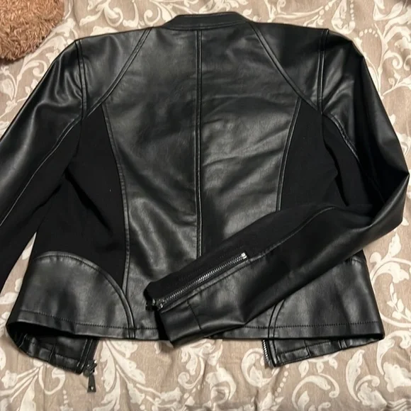 Black Learher Jacket - Picture 2 of 4